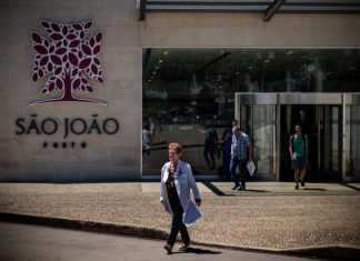 Covid-19: Hospitais de São João e Santo António “mantêm capacidade de resposta”, afirma a ministra