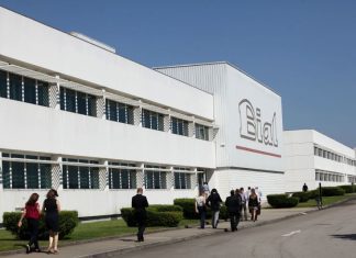 Covid-19: “Não vão faltar medicamentos às pessoas”. Bial reforça produção e cria fundo de 500 mil euros para ajudar no combate à covid-19