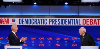 EUA: Biden e Sanders bateram-se em debate, mas guardaram os maiores ataques para Trump