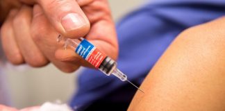 Regulador norte-americano autoriza utilização limitada de medicamentos contra a malária para tratar coronavírus