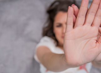 Homem detido no Faial por violência doméstica