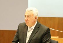 CDS quer apoio a professores e alunos para ensino à distância