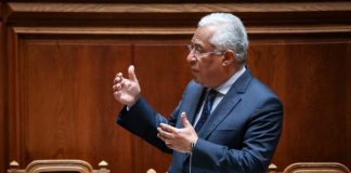 Covid-19: Costa recebe partidos antes da decisão sobre terceiro período do ano letivo