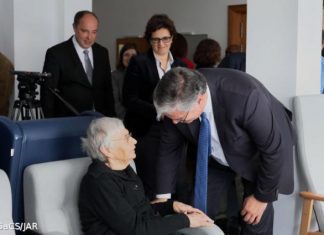 Governo dos Açores contactou mais 30 mil pessoas com idade superior a 65 anos na Região