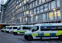 Covid-19: Adolescente de 13 anos morre no Reino Unido