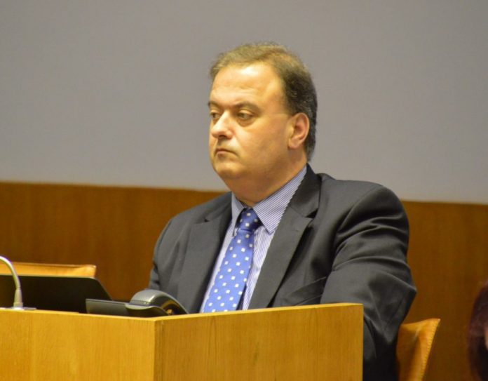 António Almeida DR