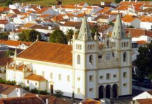 Padres da Diocese de Angra ponderam recorrer a ‘lay-off’