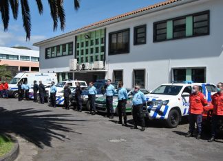 Forças e Serviços de Segurança homenageiam profissionais de saúde – Ecoaram sirenes e “A Portuguesa” em agradecimento simbólico