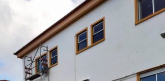 Catarina Cabeceiras questiona a suspensão da empreitada no Centro de Saúde das Velas