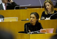 PSD/Açores quer ouvir Secretária da Saúde sobre “descoordenação” acerca da distribuição de máscaras