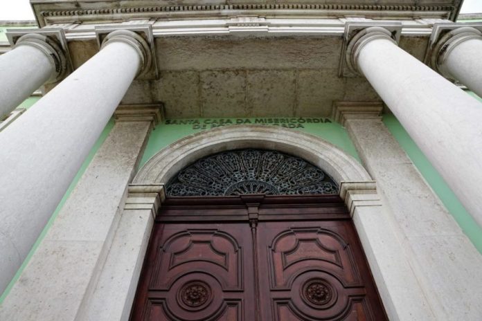 SANTA-CASA-MISERICORDIA-PONTA-DELGADA-1024x683
