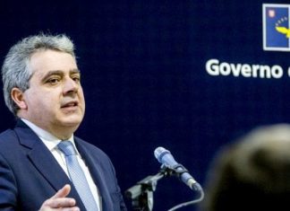 Governo dos Açores antecipa pagamentos nos vales Incubação, PME Digital e Exportar Açores