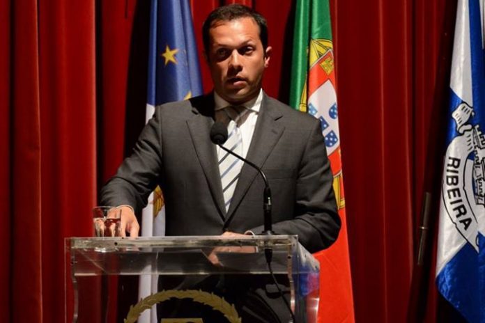 alexandre-gaudencio-participa-nas-grandes-festas-do-divino-espirito-santo-da-nova-inglaterra-o