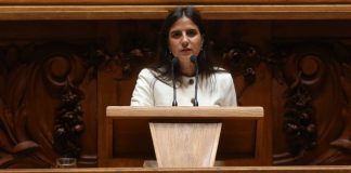 PS -Lara Martinho defende maior presença da Marinha nos Açores