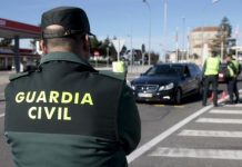 Covid-19: Polícia espanhola obriga autocarro a regressar a Portugal por excesso de passageiros