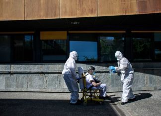 Menos de 6% da população francesa foi contaminada pelo vírus