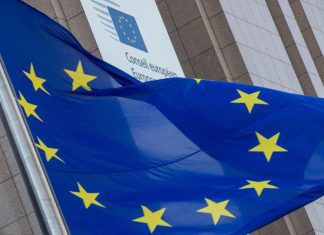 Bruxelas pede versões simplificadas dos programas de estabilidade