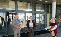 Solidariedade – Rotary Clube da Horta doa dois portáteis à ESMA DR