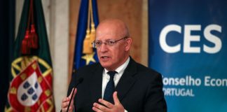 Covid-19: Ministro dos Negócios Estrangeiros pede que emigrantes não visitem terras de origem
