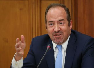 Covid-19: Falta de preparação para uma segunda vaga “pode levar a recessão ainda maior”, avisa Álvaro Santos Pereira
