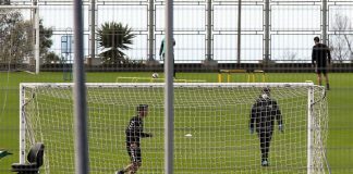 Rúben Micael satisfeito por voltar aos treinos do Nacional no relvado