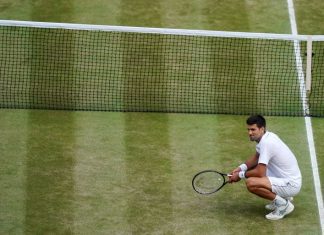 Djokovic opõe-se à vacinação como condição para o regresso do ténis