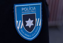 Homem encontra-se sob custódia policial após esfaquear polícia em Cascais