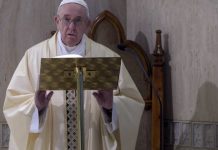 Papa agradece aos enfermeiros serviço prestado à Humanidade