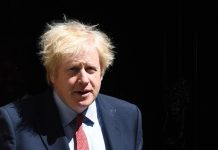 Covid-19: Boris Johnson promete sistema de rastreamento a funcionar no Reino Unido a 1 de junho