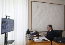 Região está envolvida nas “batalhas decisivas” de proteger a saúde e defender o emprego e a economia