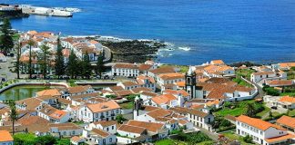 Administração Regional e estabelecimentos industriais e comerciais reabrem na ilha Graciosa
