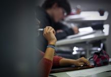 Estudantes do ensino profissional vão ter exames regionais de acesso ao superior