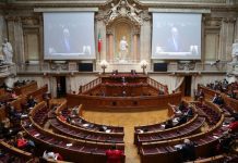 Filhos de imigrantes que vivam em Portugal há um ano poderão vir a ser portugueses