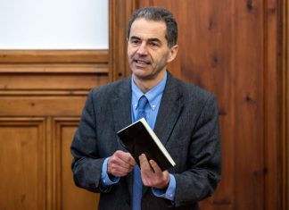 Ensino Superior vai ser “de certeza presencial” a partir de setembro, garante ministro