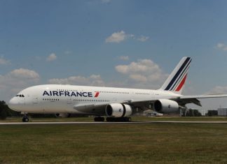 Air France prepara supressão de milhares de empregos, mas sem despedimentos