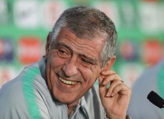 Fernando Santos renova com seleção até 2024