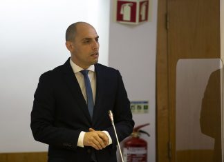 SESSÃO PLENÁRIA DE JUNHO -“Oposição tem de assumir se é a favor ou contra a iniciativa privada nos Açores”, diz Carlos Silva