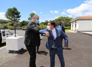 PRESIDENTE DO GOVERNO E DA CÂMARA MUNICIPAL DE SÃO ROQUE ANALISARAM MEDIDAS DE COMBATE À PANDEMIA DR/CMSRP