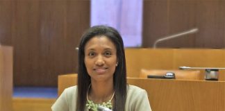 Covid-19. PSD quer testes comparticipados para residentes que se desloquem do Continente para os Açores