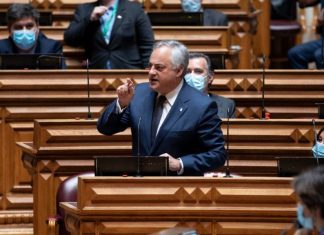Governo da República afronta constantemente o povo açoriano