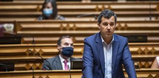 PAN defende que eurodeputado Francisco Guerreiro deve renunciar ao mandato