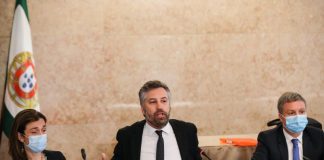 Governo admite “intervenção mais assertiva” na TAP