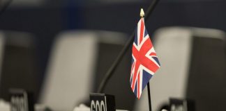 Incerta inclusão de Portugal entre países com corredores para Reino Unido