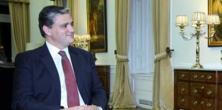 Vasco Cordeiro lembra que acionistas privados pagaram para integrar EDA