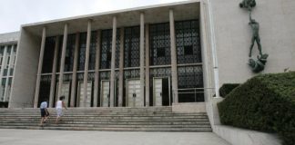4 detidos por suspeitas de crimes de falsificação de documentos e de burla praticados no contexto da atribuição do subsídio social de mobilidade