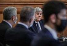 Iniciativa Liberal anuncia providência cautelar contra a nomeação de Centeno para o Banco de Portugal