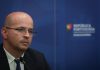 Ministro das Finanças informa parlamento de revisão do défice de 2020 para 7%