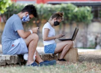 Noventa por cento dos municípios portugueses com vales da UE para instalar ‘wi-fi’