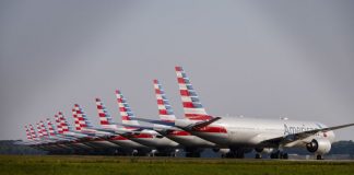 American Airlines avisa 25 mil trabalhadores que podem perder emprego em outubro