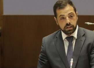 PCP/Açores defende reversão da privatização dos CTT